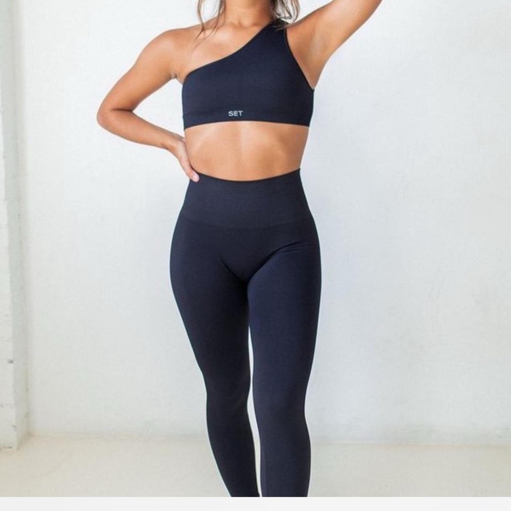 SET Active Dark Brown Leggings